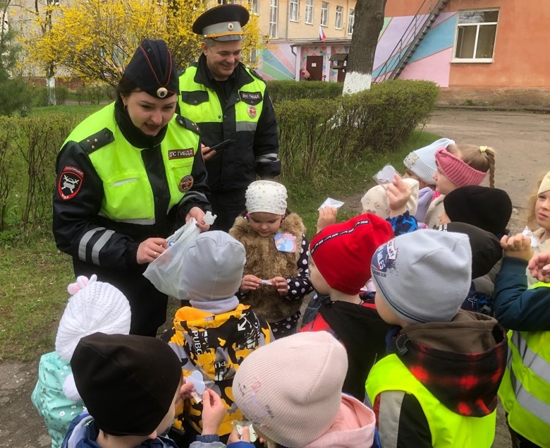 АКЦИЯ «ДОРОГА ДЛЯ ДЕТЕЙ ДОЛЖНА БЫТЬ БЕЗОПАСНОЙ!».